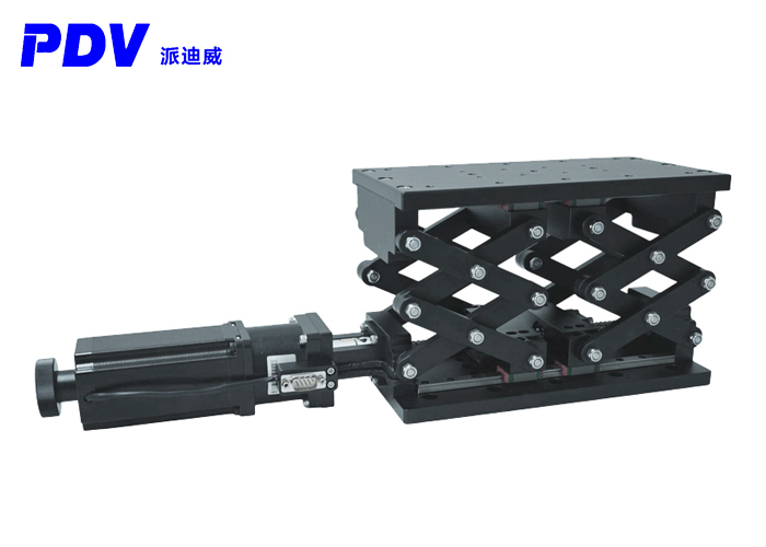 The PT-GD2513 scissor electric lifting platform has a load capacity of 50 kilometers