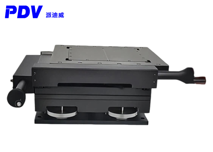 XY + tilt ± 5 degrees. Manual three-dimensional translation of the tilt platform PT-XY100 + angle tilt. XY + tilt ± 5 degrees. Manual three-dimensional translation of the tilt platform PT-XY100 + angle tilt.